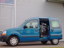 Der LADEBOY S im Renault Kangoo.